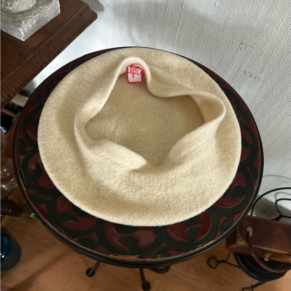 Vintage Cream Wool Beret Hat - Picture 7 of 8